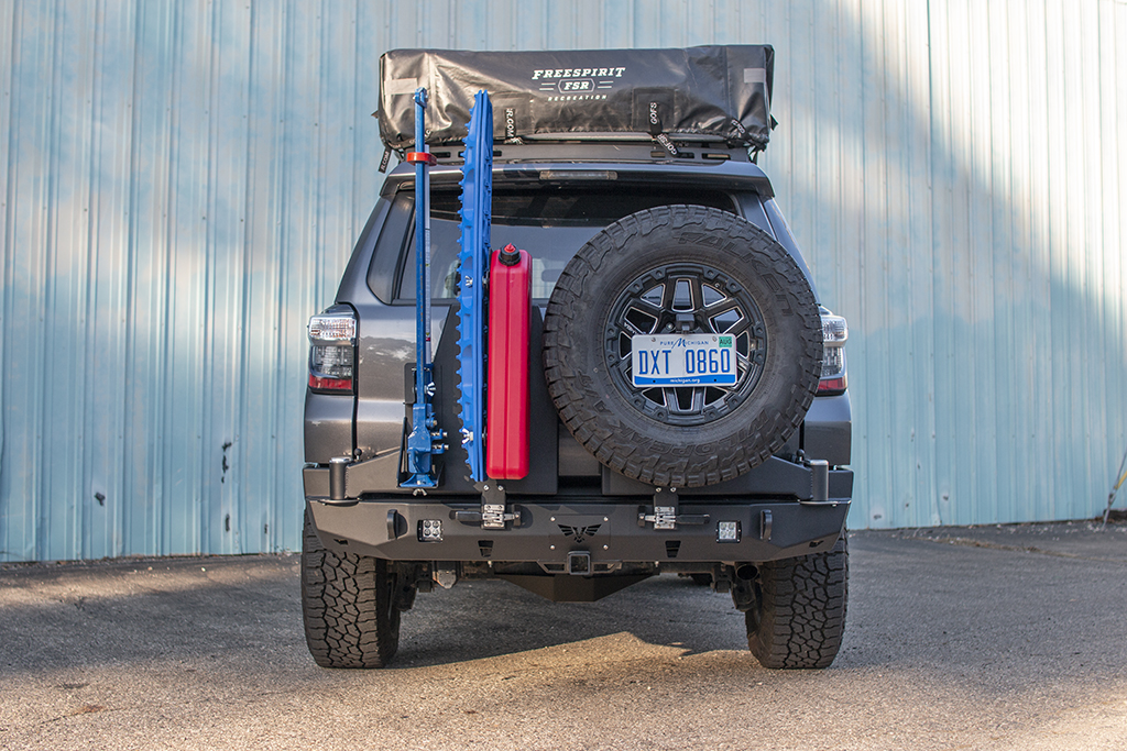 Adventure Carrier Rear Bumper Swing-out Victory 4x4