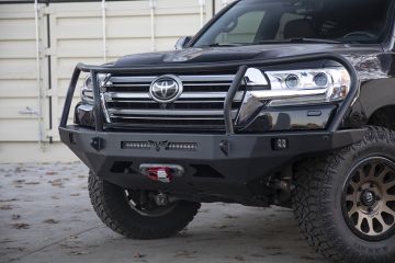 Land Cruiser Front Bumper | Strike | 200 Series (13-21)