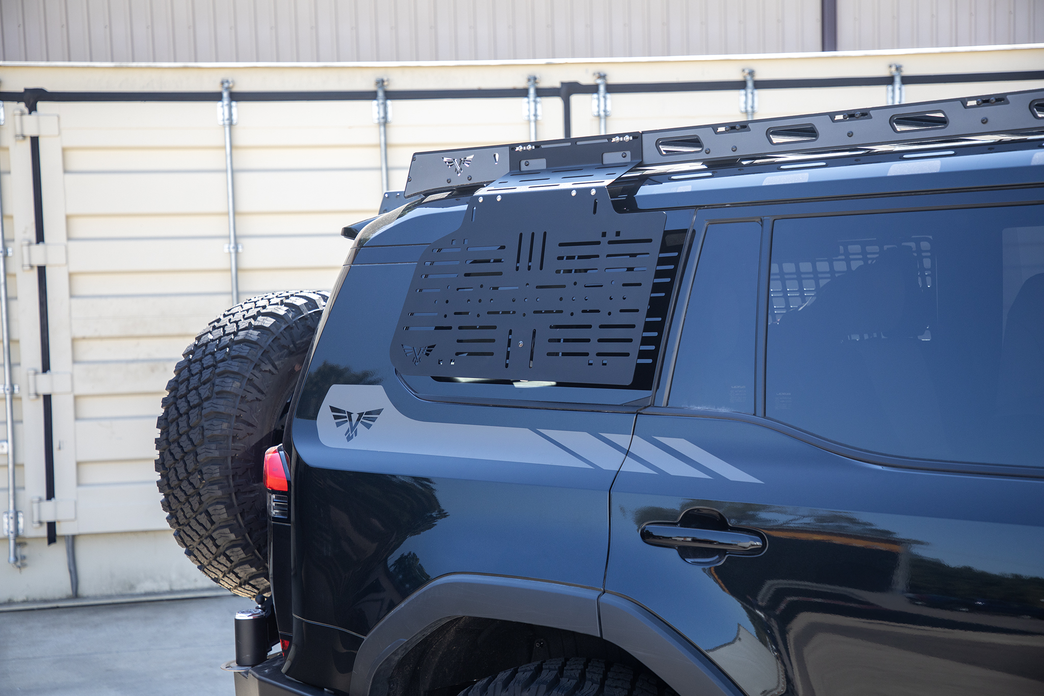 GX Roof Rack Side Accessory Panel | 550 (24+)