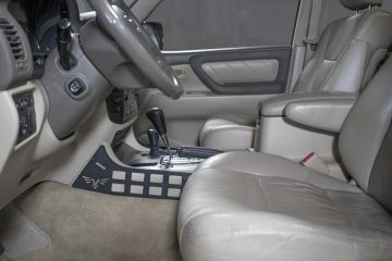 Land Cruiser Center Console MOLLE Panel | 100 Series - Lexus LX 470 (98-07)